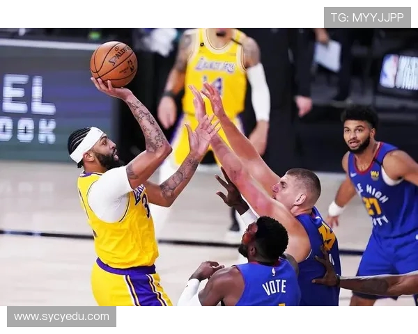 湖人官宣续约防守悍将！235 万美元锁定后场关键拼图(2)